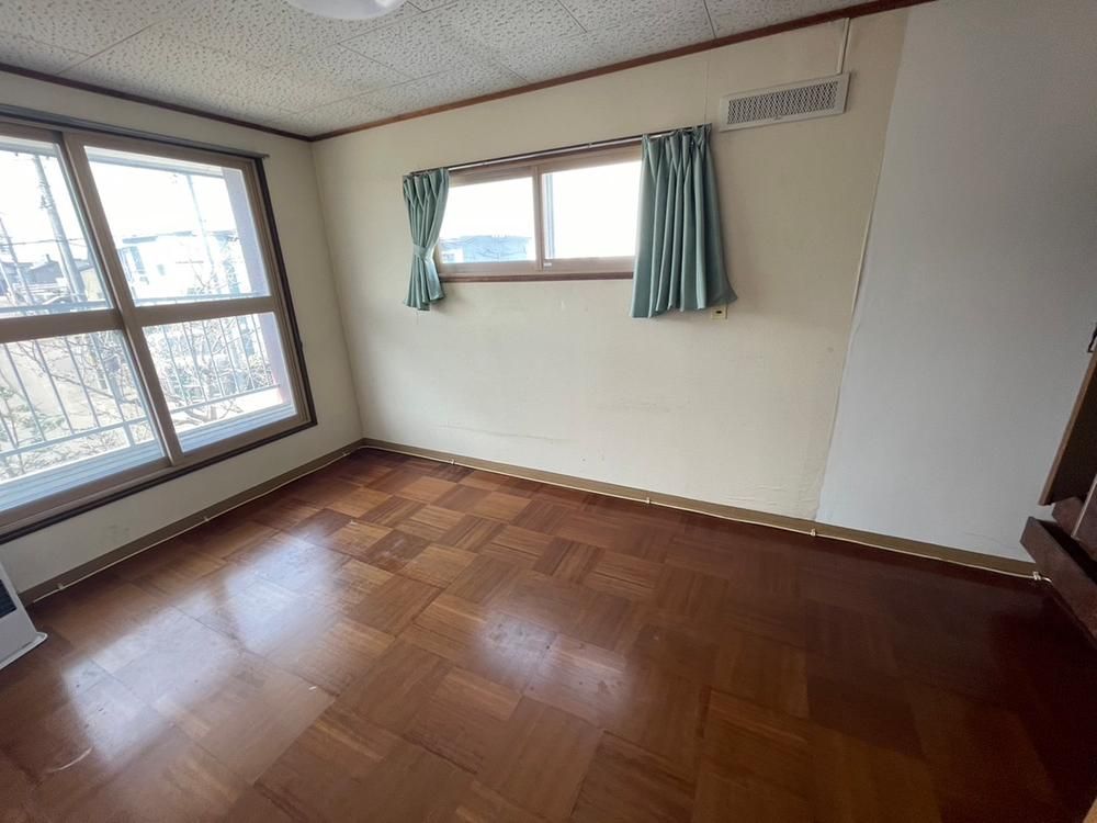 5LDK House for Sale in Ebetsu, Hokkaido - Thumbnail 3