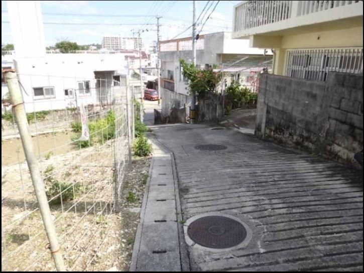329.77m2 Land for Sale in Shiroma, Urasoe City, Okinawa - Thumbnail 3
