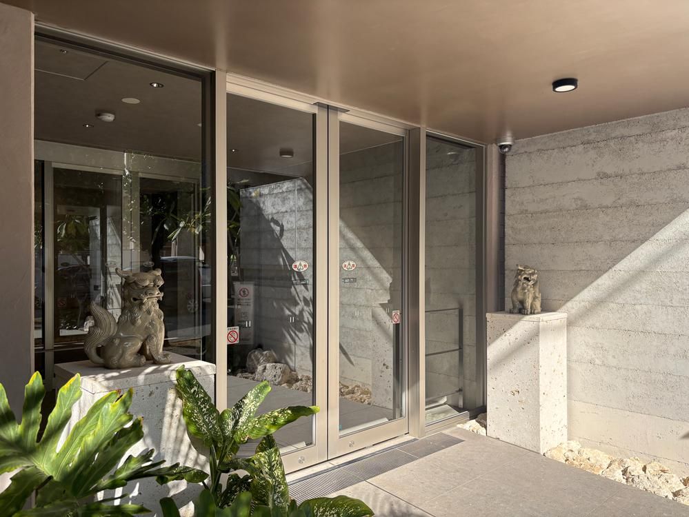 2LDK Ocean View Apartment in Chatan, Okinawa - Thumbnail 2