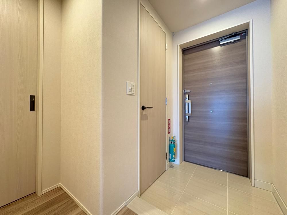 2LDK Ocean View Apartment in Chatan, Okinawa - Thumbnail 3