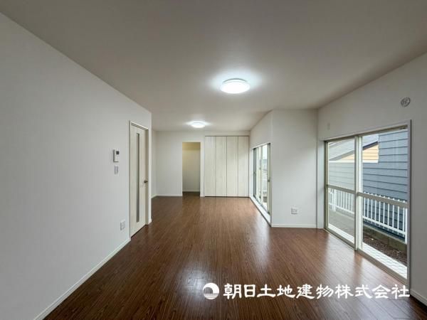 Renovated 4LDK House for Sale in Midori Ward, Yokohama - Thumbnail 2