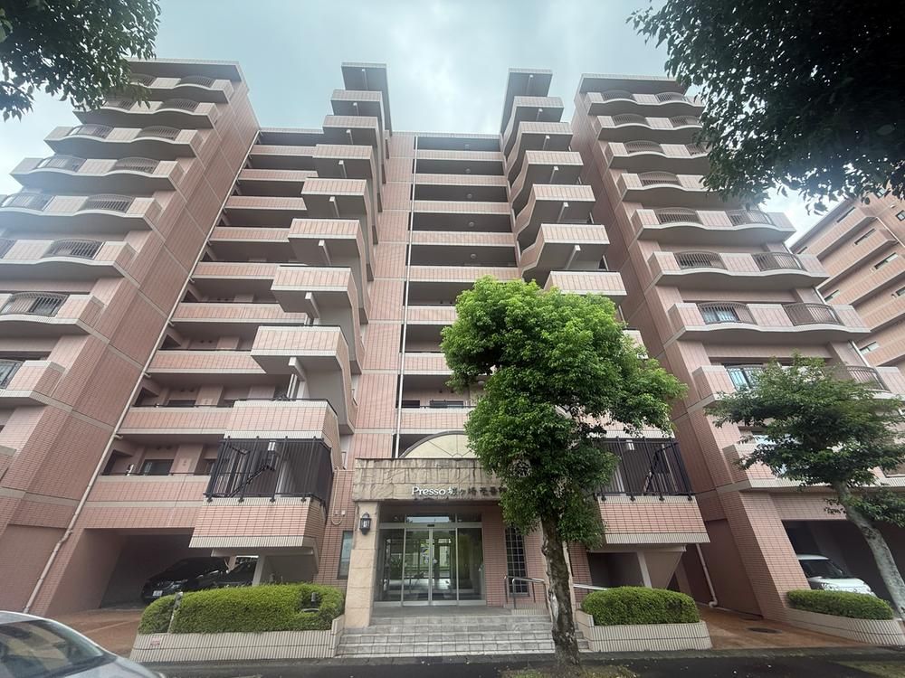 3LDK Apartment for Sale in Miyazaki City, Miyazaki Prefecture - Thumbnail 2
