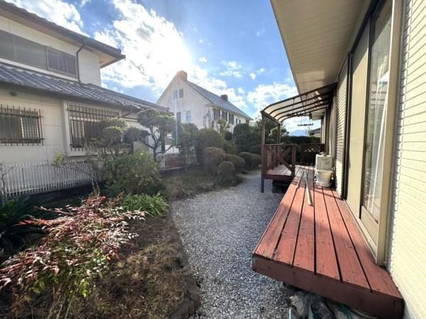 Spacious 5LDK Detached House in Gakuen Kibana-dai, Miyazaki - Thumbnail 2