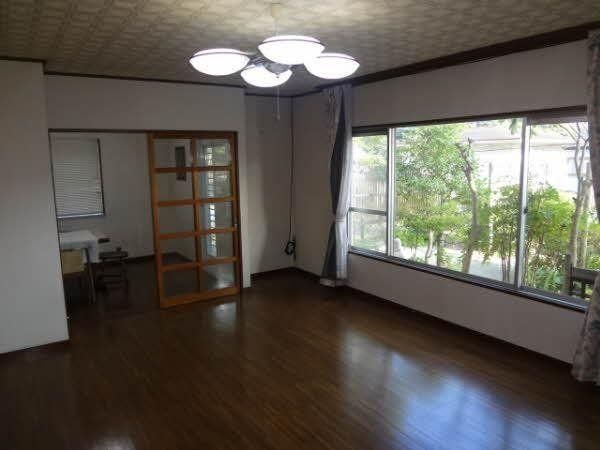 Spacious 3LDK House with Large Land in Iwata City, Shizuoka - Thumbnail 4