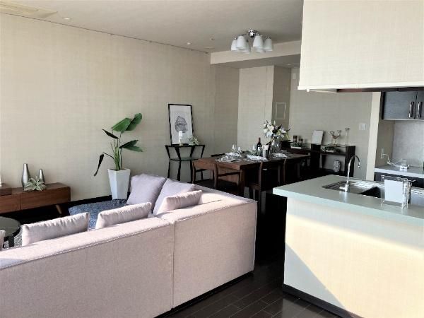 2LDK Apartment for Sale in Minato-ku, Tokyo - 85.56 sqm - Thumbnail 4