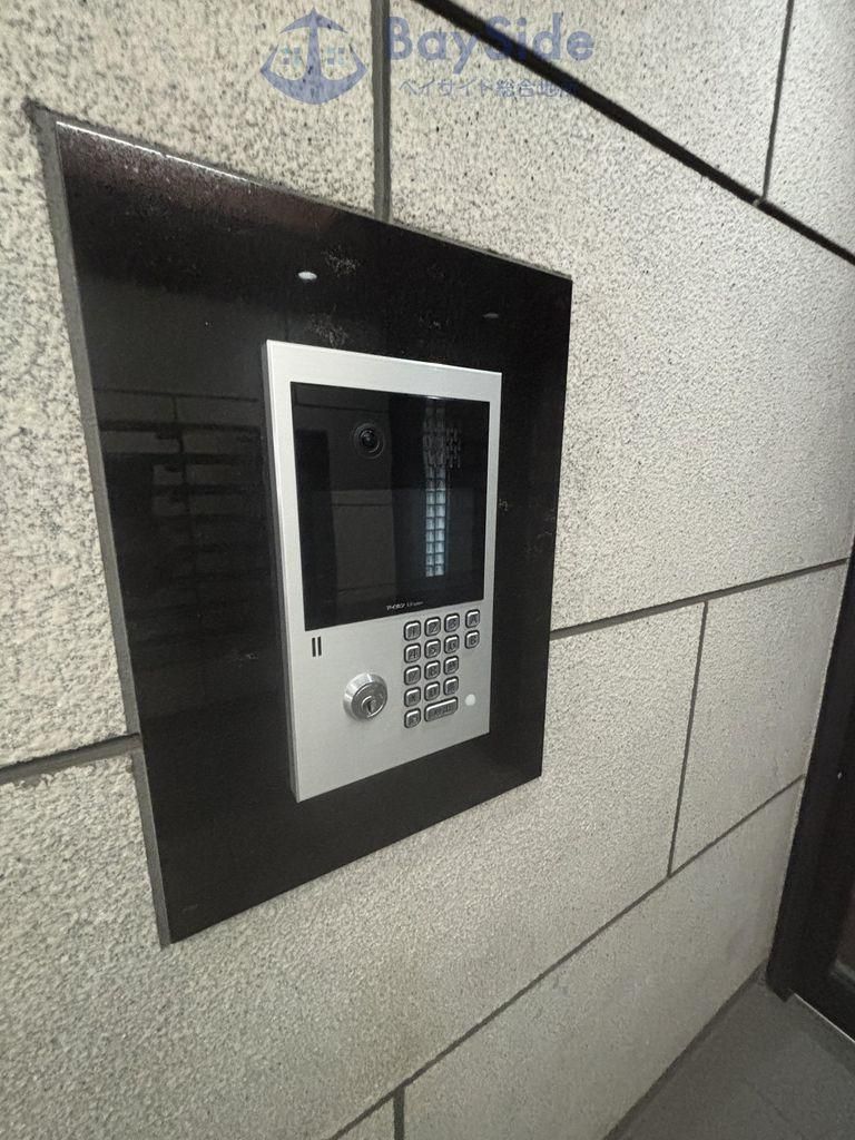3LDK Renovated Apartment Near Heiwa Station in Kawasaki - Thumbnail 2