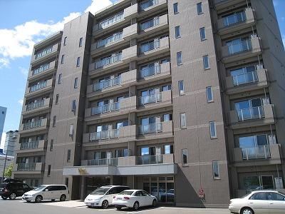 4LDK Apartment for Sale in Hakodate, Hokkaido - 116m2 - Thumbnail 2