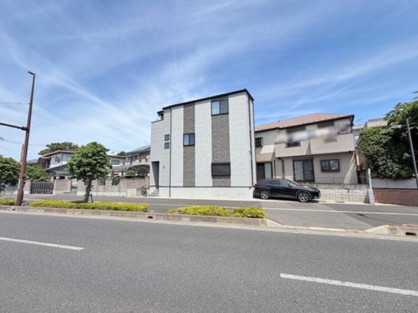 3LDK Modern House for Sale in Chuo-ku, Saitama City - Thumbnail 3