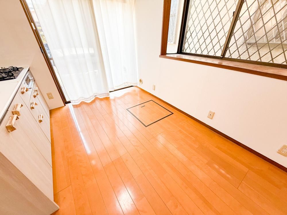 4DK Detached House for Sale in Hachioji, Tokyo - 19.8M Yen - Thumbnail 3