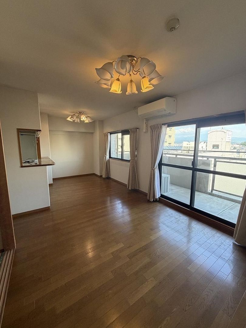 3LDK Apartment for Sale in Yonago, Tottori - 79.18m² - Thumbnail 2