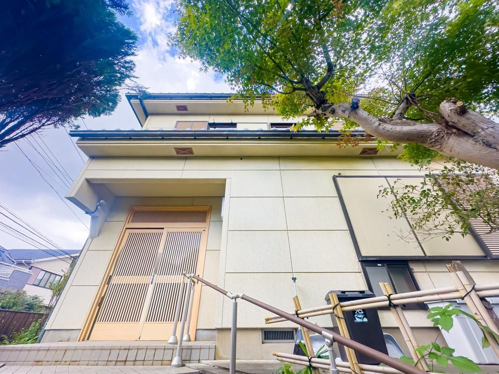 6LDK House in Hachioji with Renovated Interior and Large Garden - Thumbnail 3
