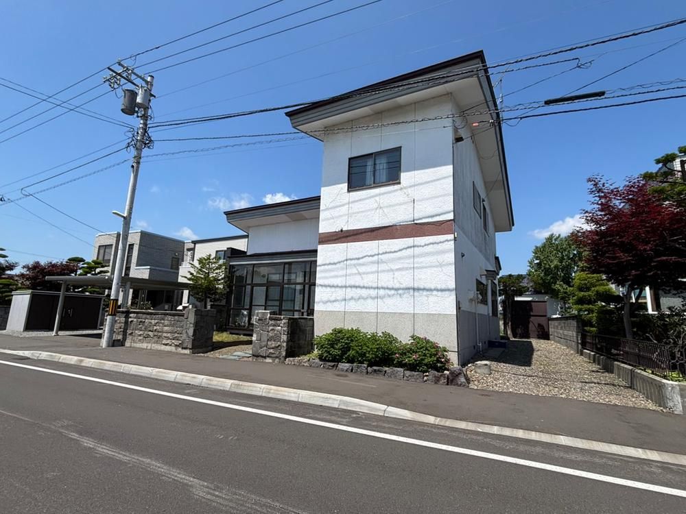 4LDK House for Sale in Omachi, Asahikawa - 145.8 sqm - Thumbnail 2