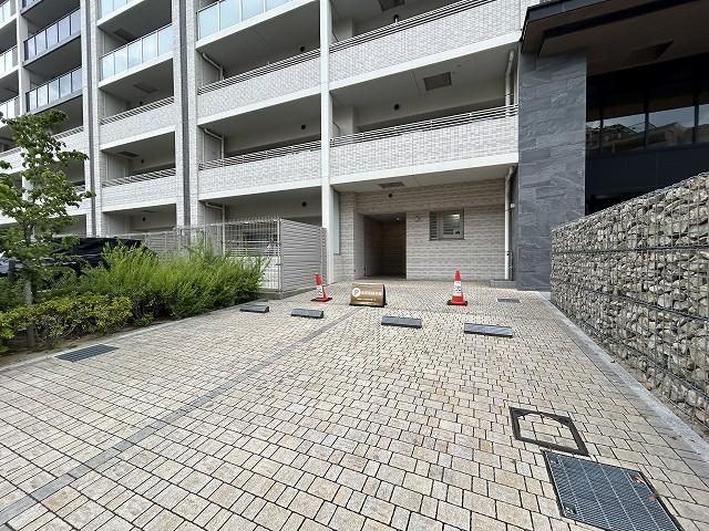 3LDK Apartment for Sale in Takatsuki, Osaka - 65.47m2 - Thumbnail 2