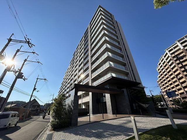 3LDK Apartment for Sale in Takatsuki, Osaka - 65.47m2 - Thumbnail 3