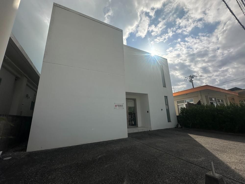 4LDK RC House for Sale in Nanjo City, Okinawa - Thumbnail 2
