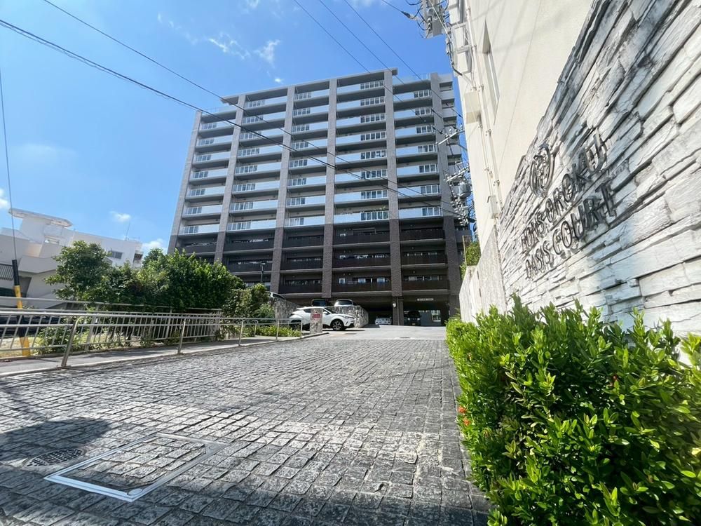 8-Story RC Apartment in Naha, Okinawa - Lions Mansion Uebaru 2 - Thumbnail 3