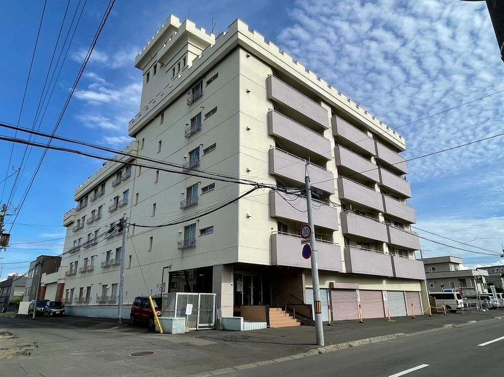 Sun Heights Ki no Hana 1DK Apartment in Toyohira, Sapporo - Thumbnail 2