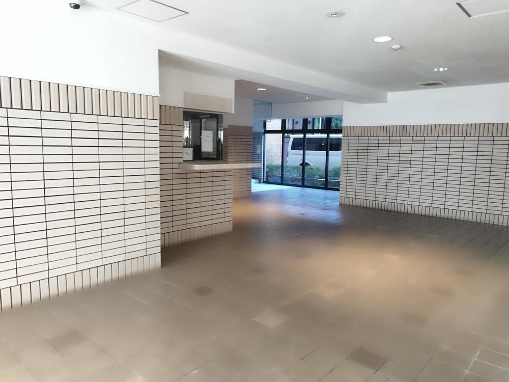 Fully Renovated 3LDK Apartment in Sendai Aoba Ward - Thumbnail 3