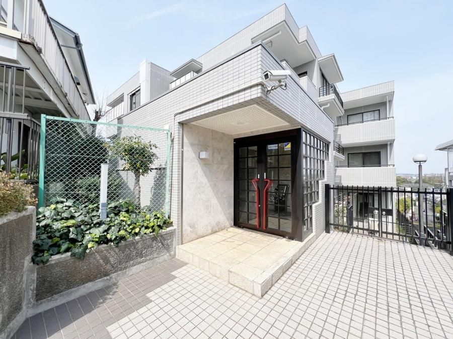 3LDK Apartment for Sale in Machida, Tokyo - Thumbnail 2