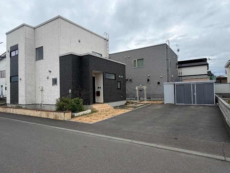 4LDK House for Sale in Ebetsu, Hokkaido - 108m2 - Thumbnail 3