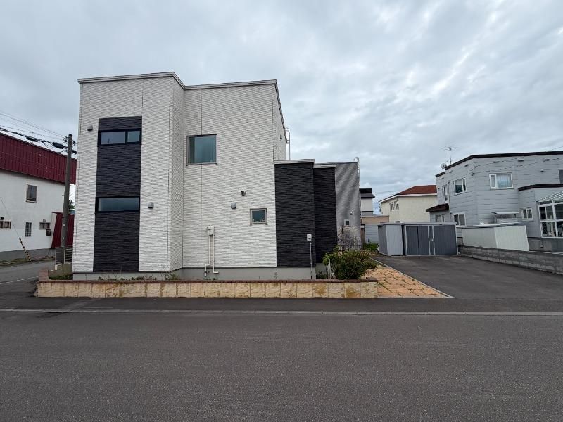 4LDK House for Sale in Ebetsu, Hokkaido - 108m2 - Thumbnail 2