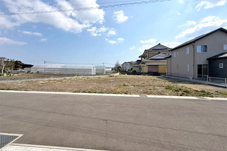 Land for Sale in Miyagino-ku, Sendai - 168-182m² - Thumbnail 3