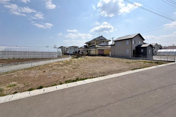 Land for Sale in Miyagino-ku, Sendai - 168-182m² - Thumbnail 2