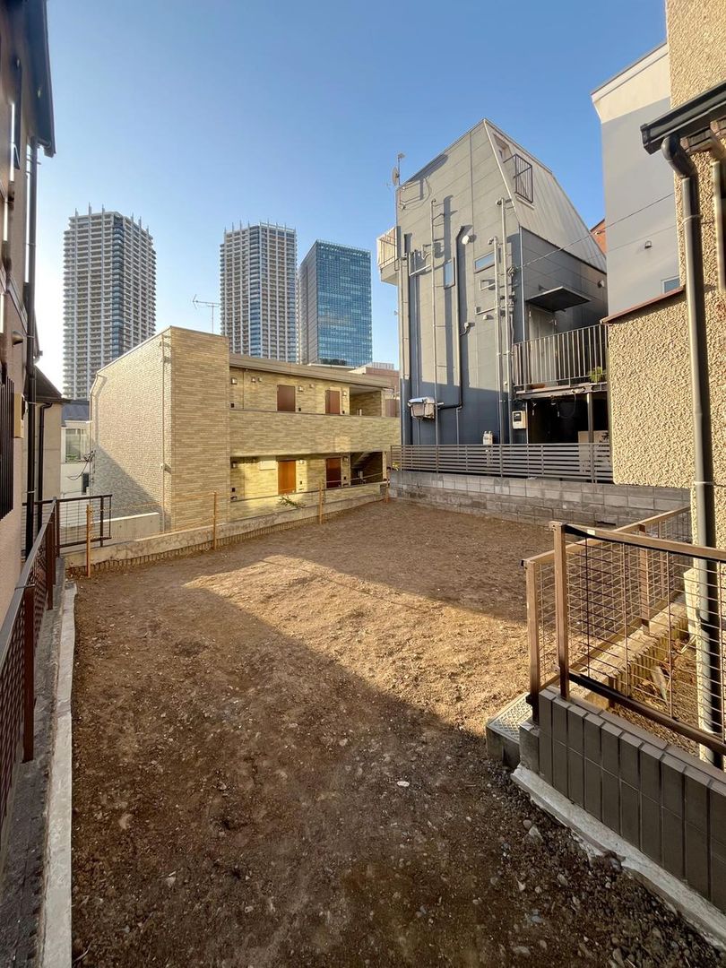 88.52 sqm Land for Sale in Meguro, Tokyo - Near JR Station - Thumbnail 2