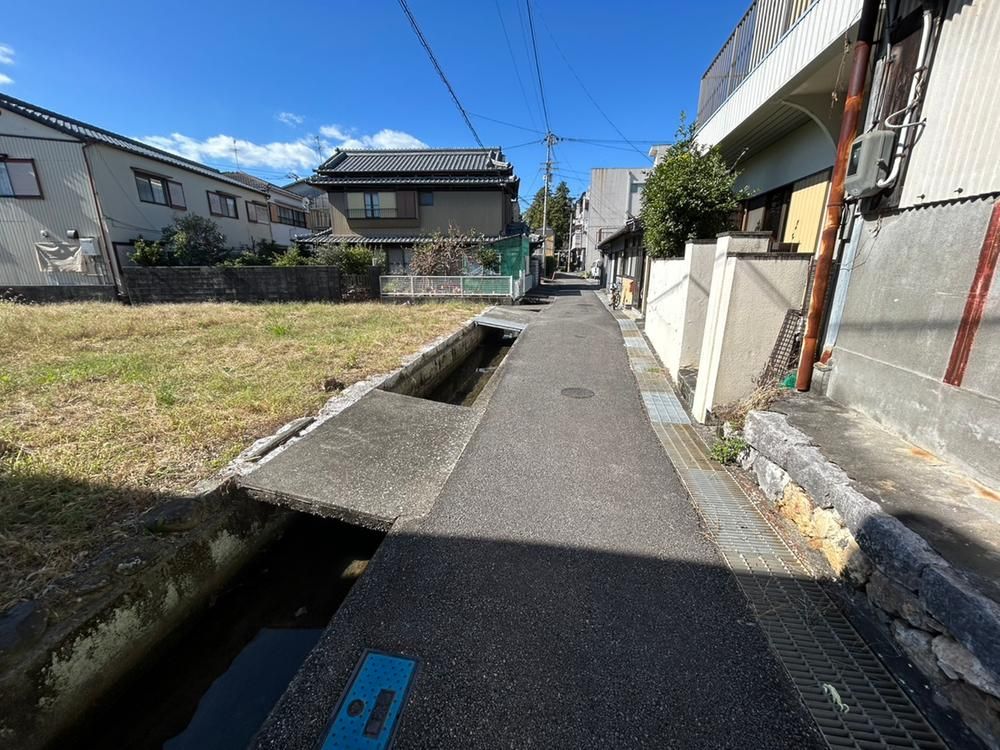 Land for Sale in Nankoku City, Kochi Prefecture – 359m2 - Thumbnail 2