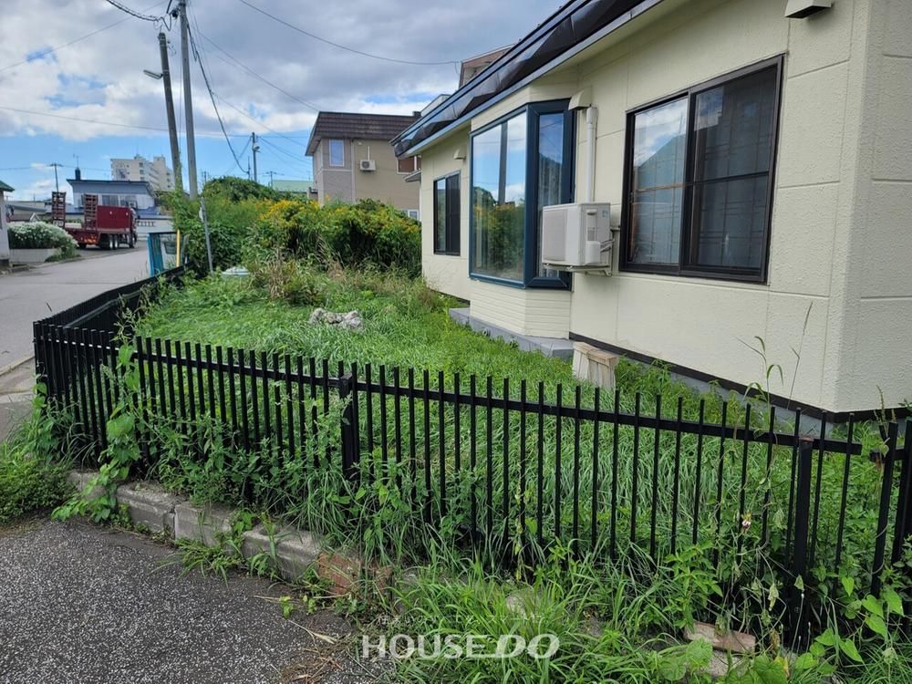2LDK Single-Story House with Garage in Kitami, Hokkaido - Thumbnail 4
