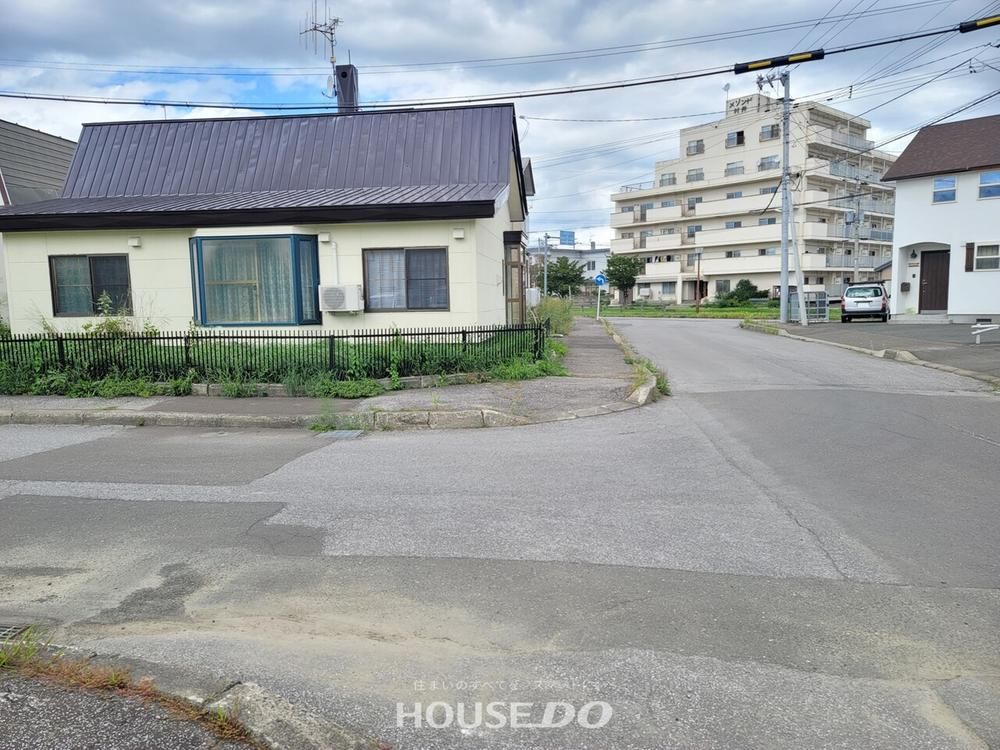 2LDK Single-Story House with Garage in Kitami, Hokkaido - Thumbnail 3