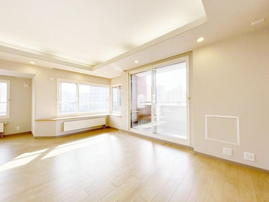 3LDK Apartment for Sale in Kita-ku, Sapporo, Hokkaido - Thumbnail 3
