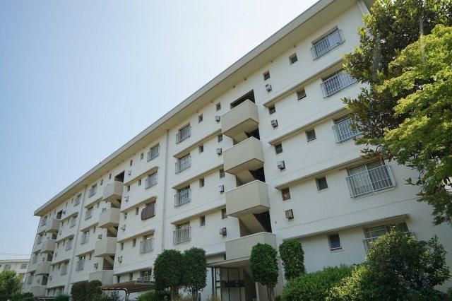 Renovated 3DK Apartment for Sale in Funabashi, Chiba - Thumbnail 2