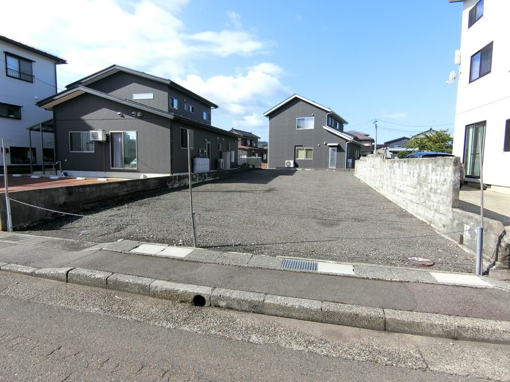 Land for Sale in Joetsu City, Niigata - 222 sqm - Thumbnail 2