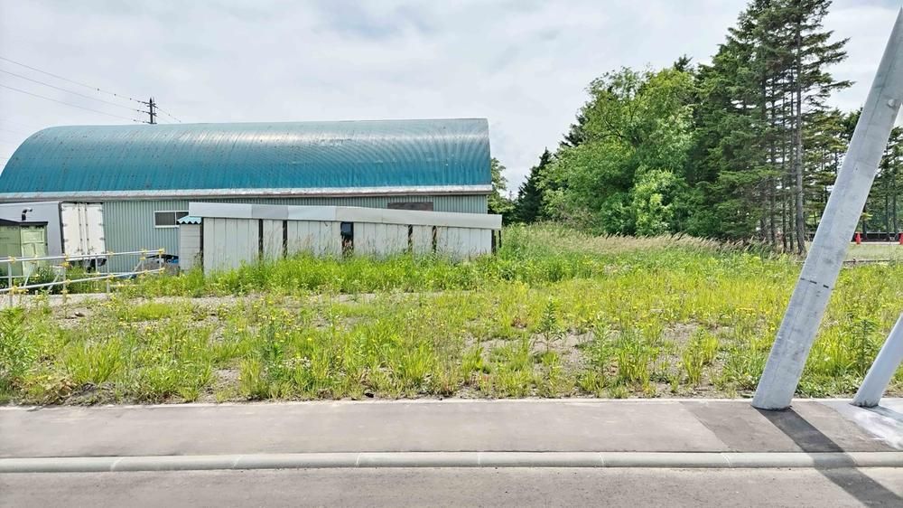 Land for Sale in Kita Ward, Sapporo, Hokkaido - Thumbnail 2