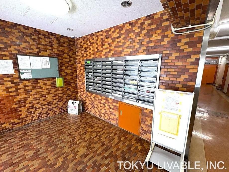 Renovated 1K Apartment Near Soga Station, Chiba City - Thumbnail 4