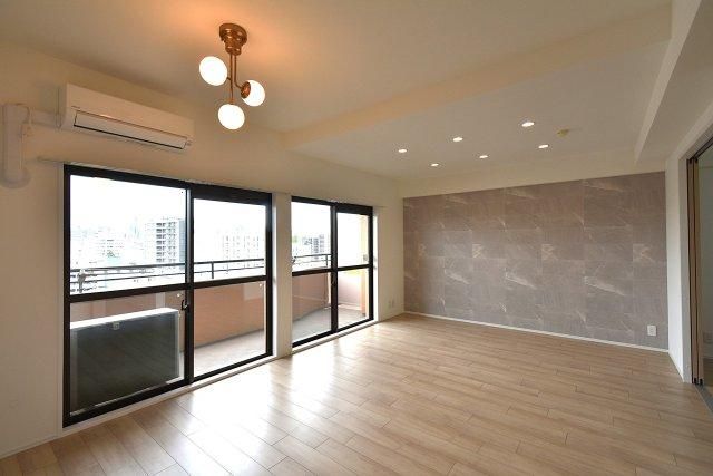 Renovated 2LDK Apartment for Sale in Aoba Ward, Sendai - Thumbnail 4