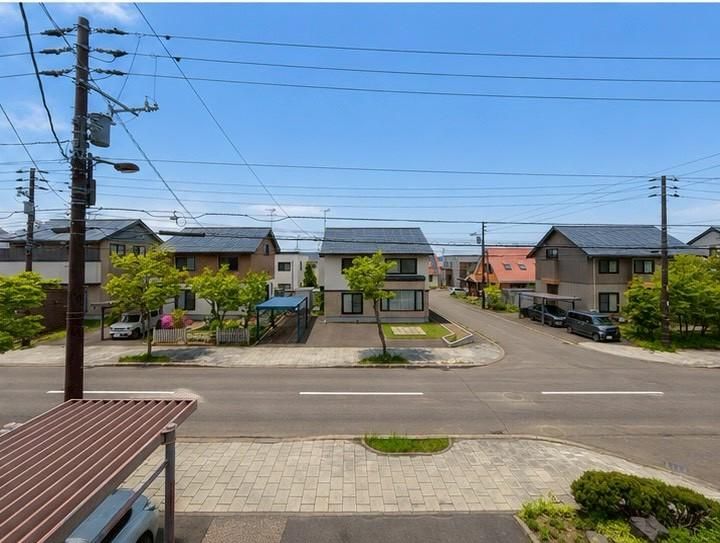 4LDK House for Sale in Kiyota-ku, Sapporo with Solar Panels - Thumbnail 4