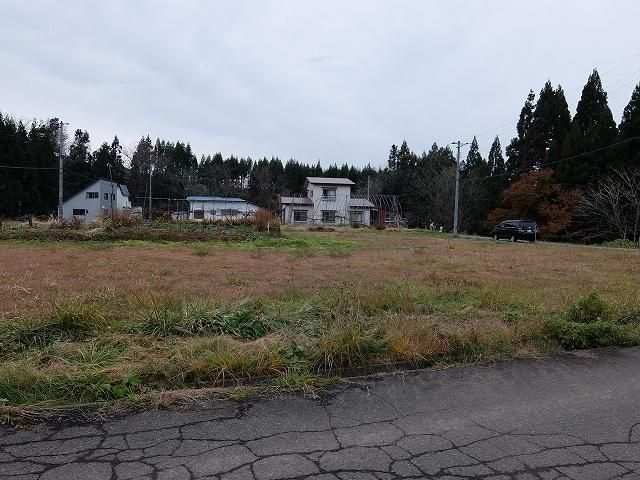 216 sqm Land for Sale in Owani, Aomori with Hot Spring Rights - Thumbnail 2