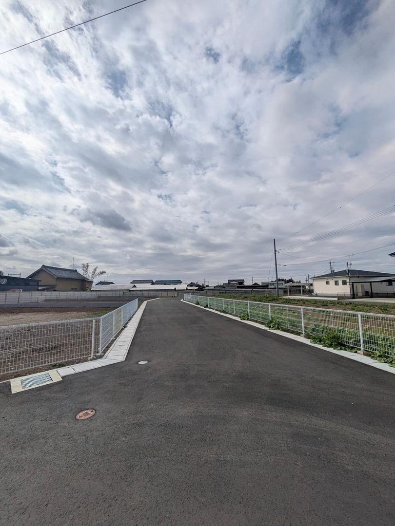 227.91m2 Land for Sale in Higashiushiya, Koga City, Ibaraki - Thumbnail 3