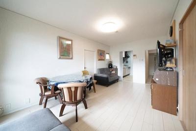 4LDK Condominium in Nara City with Open Views — Interior, Nara, Nara