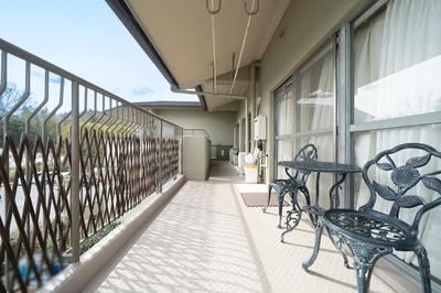 4LDK Condominium in Nara City with Open Views — Balcony, Nara, Nara
