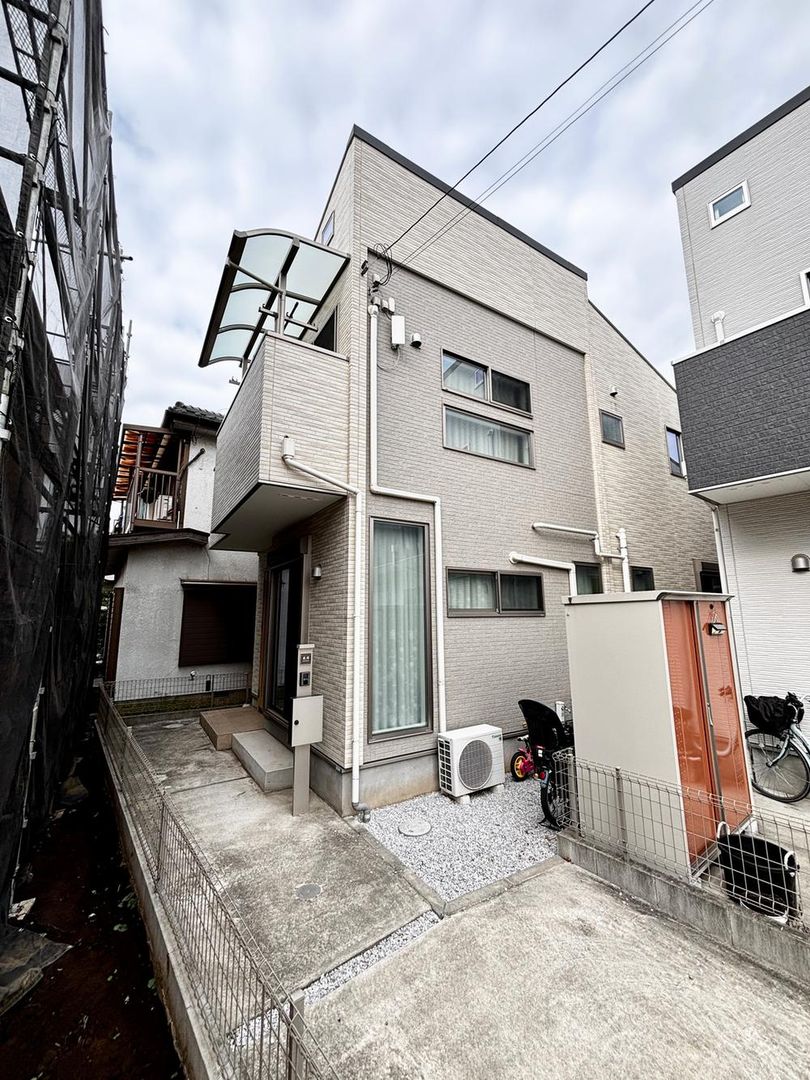 3LDK Detached House for Sale in Kodaira, Tokyo - Thumbnail 2