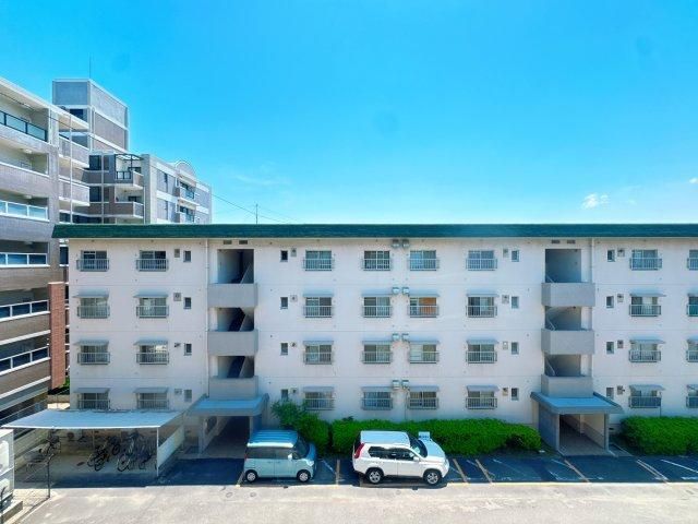 4LDK Apartment for Sale in Sawara Ward, Fukuoka City - Thumbnail 2