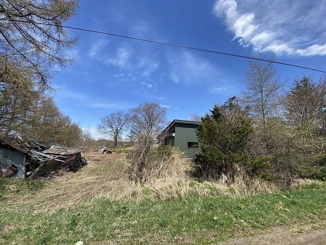 Land for Sale in Nanae Town, Hokkaido - 1,801 m² - Thumbnail 3