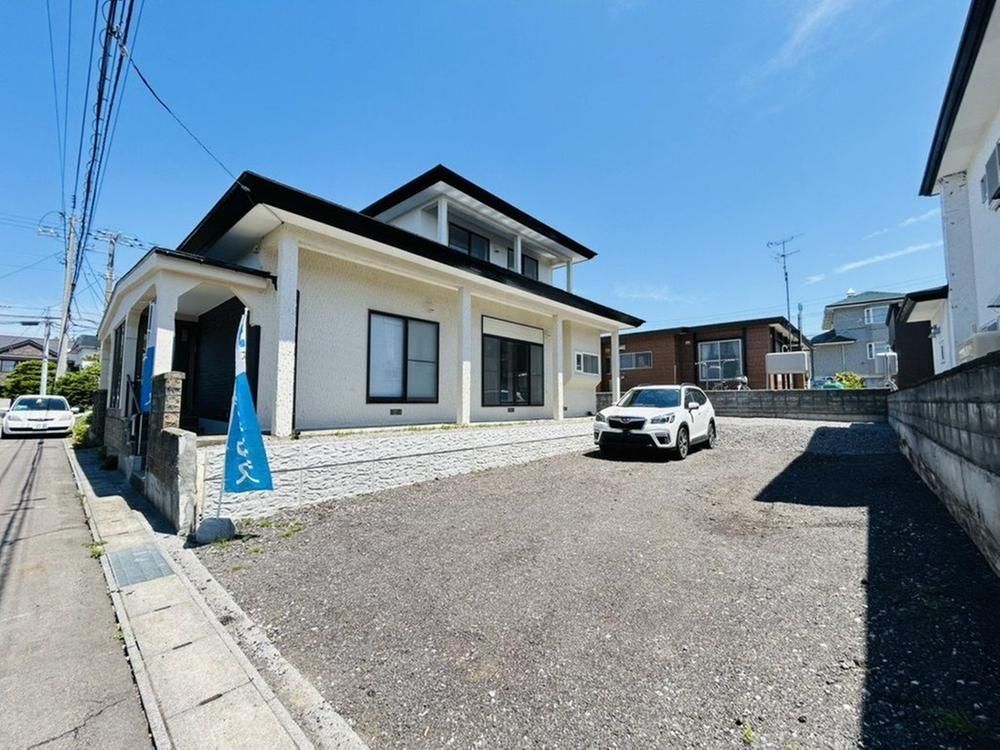 Renovated 4LDK+S House in Hakodate with 4 Parking Spaces - Thumbnail 3