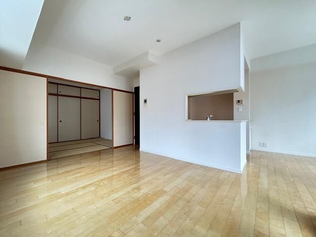 3LDK Apartment for Sale in Sendai, Miyagi - 77.56m2 - Thumbnail 3