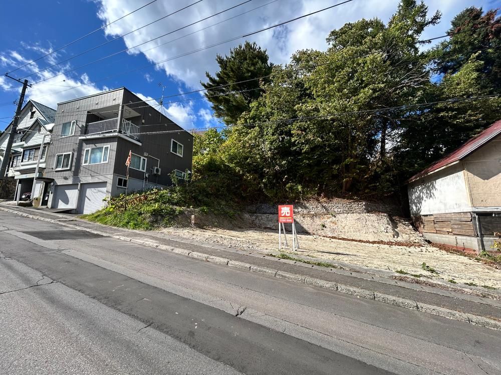 Land for Sale in Otaru, Hokkaido – 231m² - Thumbnail 4