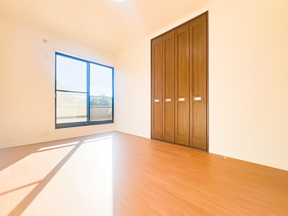 5LDK Detached House in Hachioji with Large Garden & 2025 Renovation - Thumbnail 2