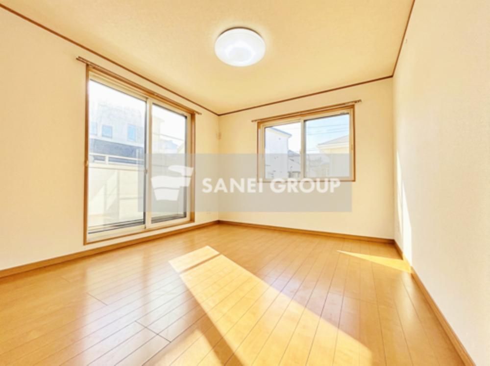 4LDK House for Sale in Tokorozawa with Solar Power - Thumbnail 3